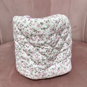 Fabric floral print lipstick/ makeuporganizer